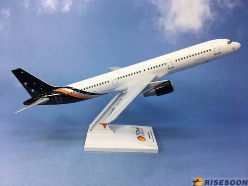 泰坦航空 Titan Airways / A321 / 1:150產品圖