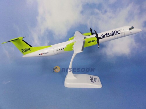 波羅的海航空 Air Baltic / Dash 8-400 / 1:100產品圖