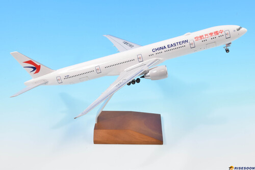 中國東方航空 China Eastern Airlines / B777-300 / 1:200產品圖