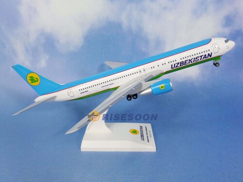 烏茲別克斯坦航空 Uzbekistan / B767-300 / 1:200產品圖