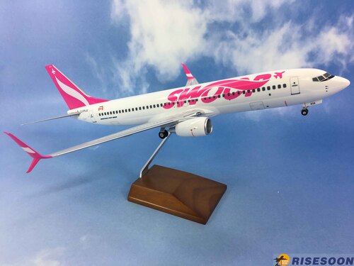 Swoop / B737-800 / 1:100